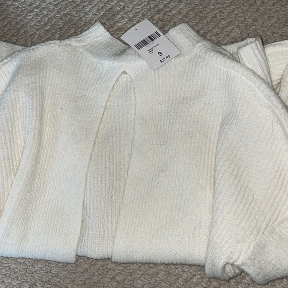 NWT Forever21 Open Back Sweater - Picture 3 of 3